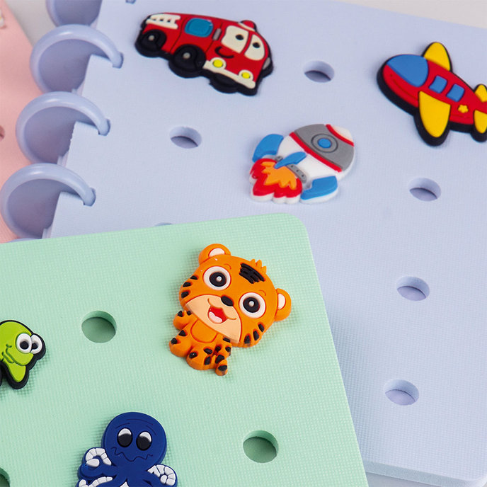 1473-0002 Zápisník 10,5x14,8cm PINY