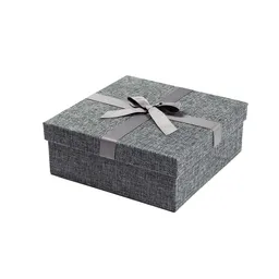 2511-0131 Dárková krabice 22x22x8cm /2500-8131/